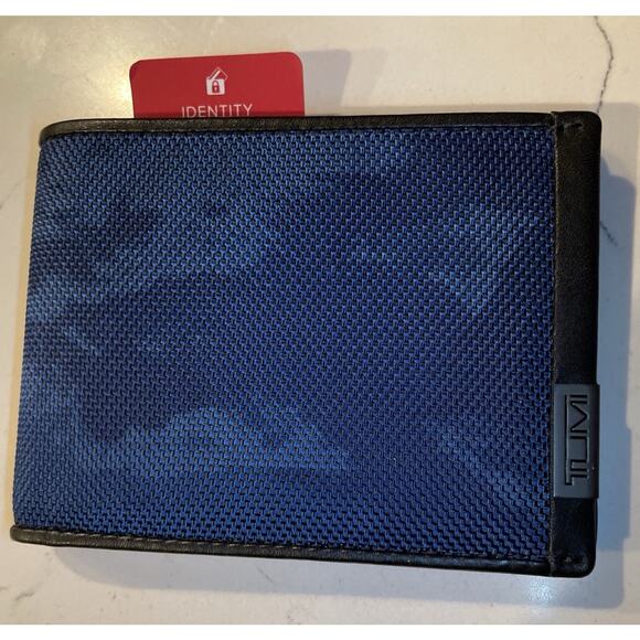 TUMI ALPHA SLG Black Blue Camo Double Billfold Wallet NEW Fast Ship - Picture 8 of 9